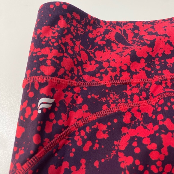 Fabletics high rise red and navy print legging - Picture 5 of 5